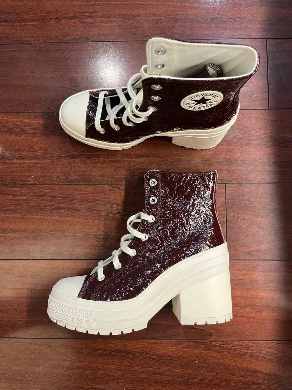Womens 9.5 Converse Chuck 70 De Luxe Heel Crinkle Leather Boot HALF BOX A13387C